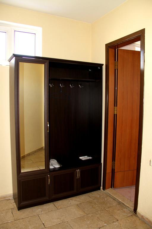 Avenue Hotel Tbilisi Kamer foto